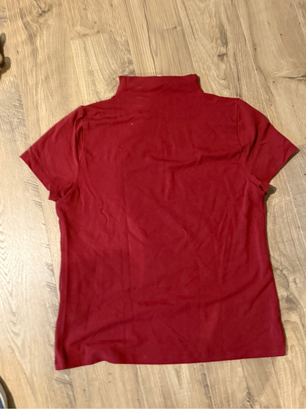 Madewell Short Sleeve Mock Neck Tee in Deep Red -XL
